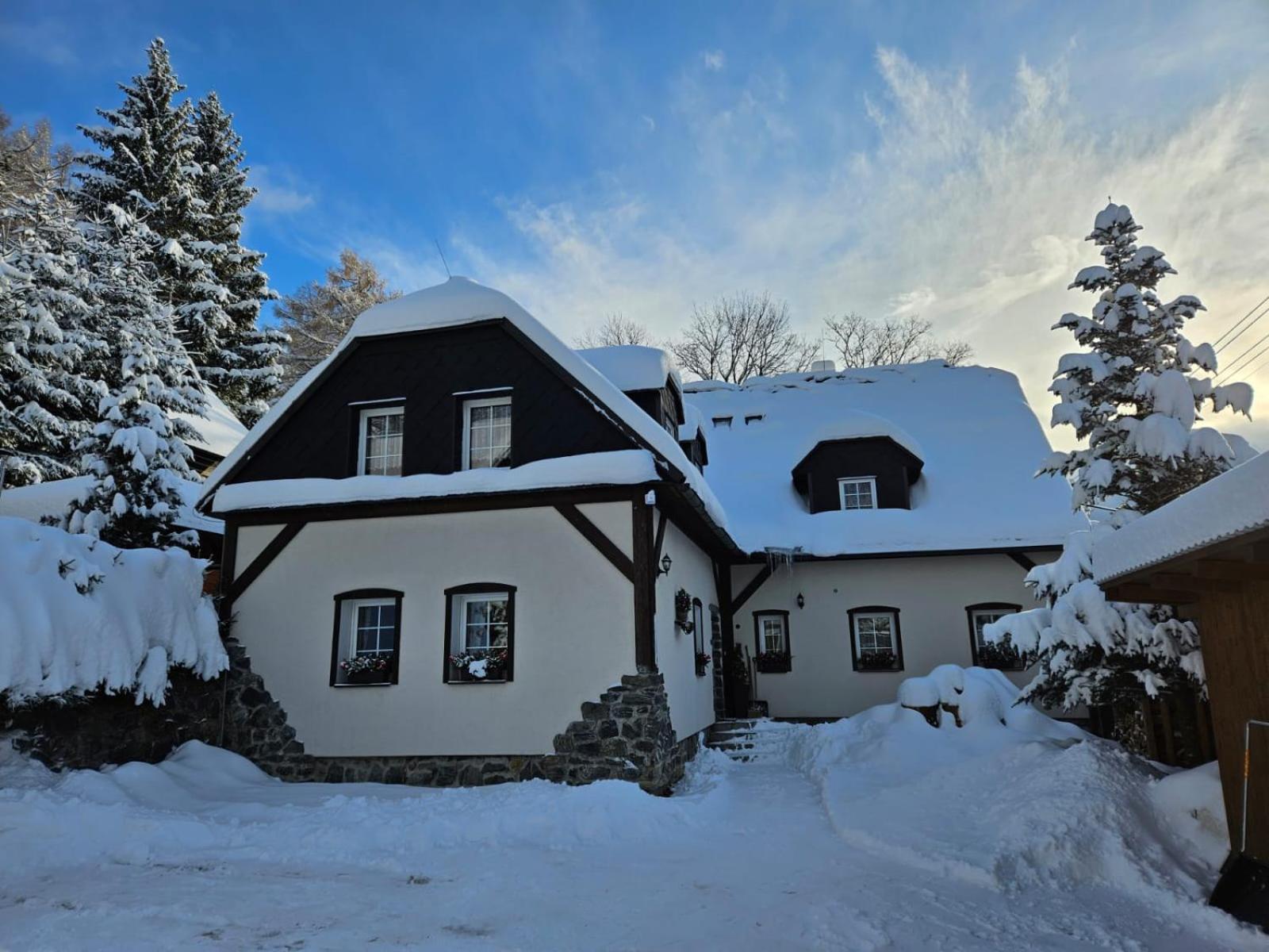 Penzion Ostruznik Ostružná Buitenkant foto